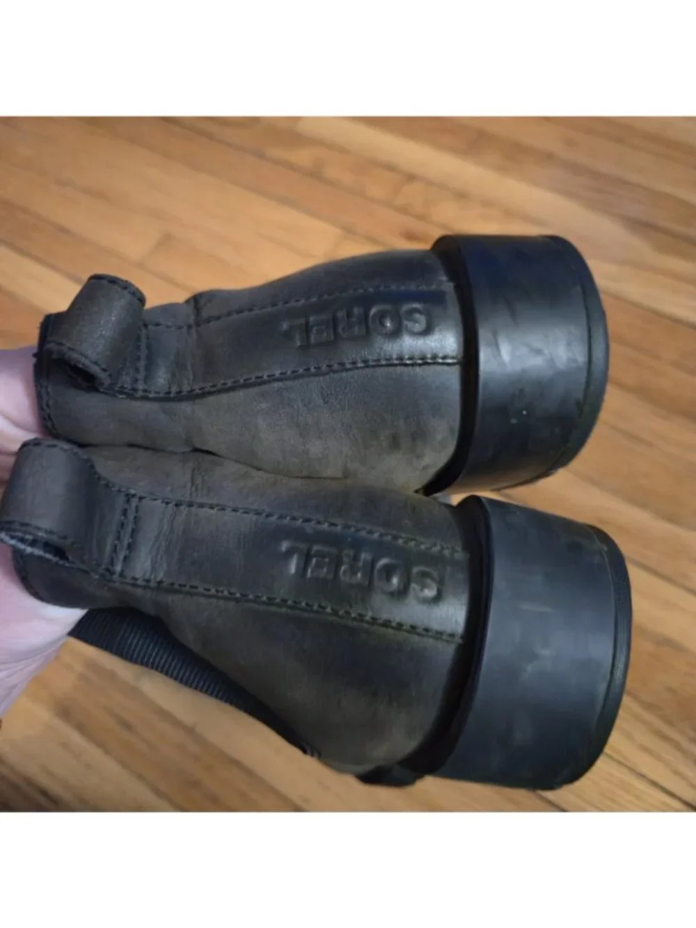 Sorel Lennox Chelsea Black Waterproof Leather Boots Women's Size 9